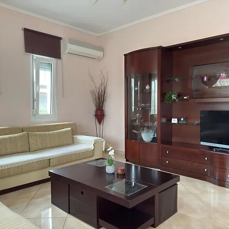 Aura Living Апартамент *