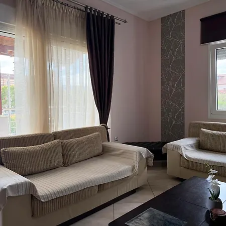 Aura Living Апартамент Солун