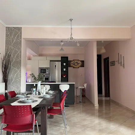 Aura Living Апартамент *